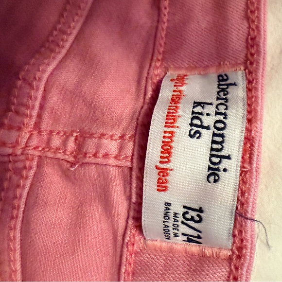 Abercrombie Kids Pink Mini Mom Jeans - Picture 3 of 5